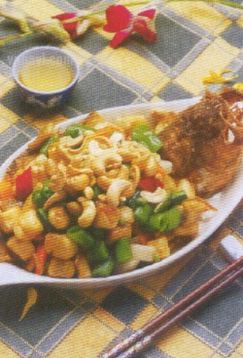  Hạt Điều, Cá Lư Xào Đậu Que Và Củ Năng